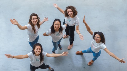 리모트 워크 전 직원 시행, 170여개국 서비스를 만드는 - 노매드헐