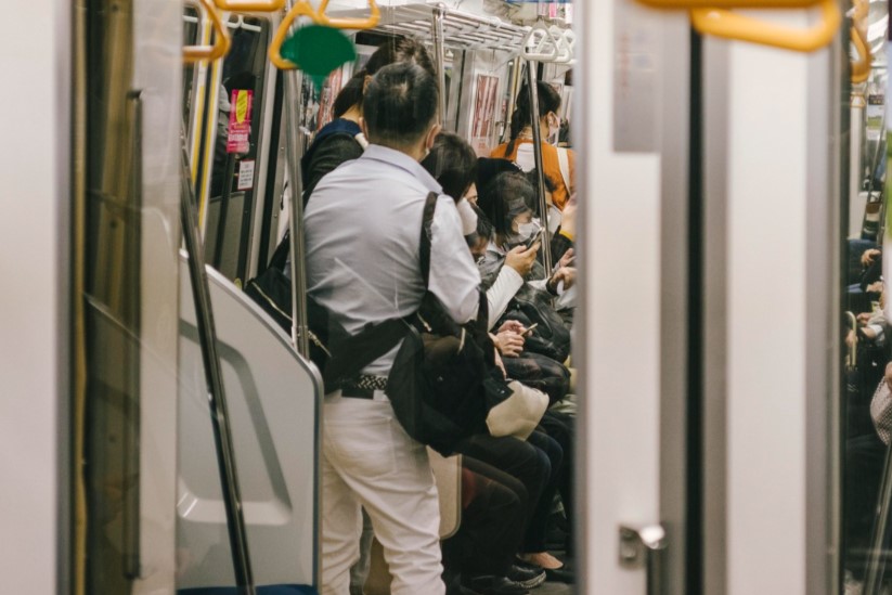 재택근무 원하는 직장인 역대 최다, 하지만 현실은…